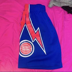 Throwback pistons hot sale shorts