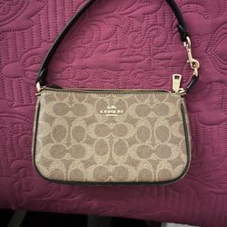Coach Shoulder Bag 