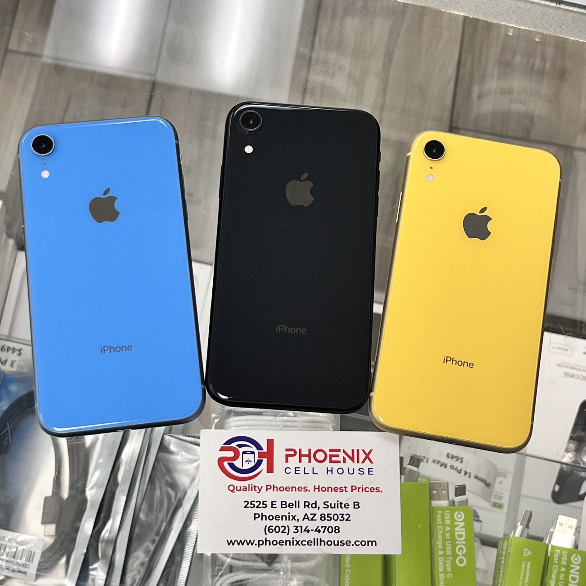 iPhone XR 64gb Unlocked Each