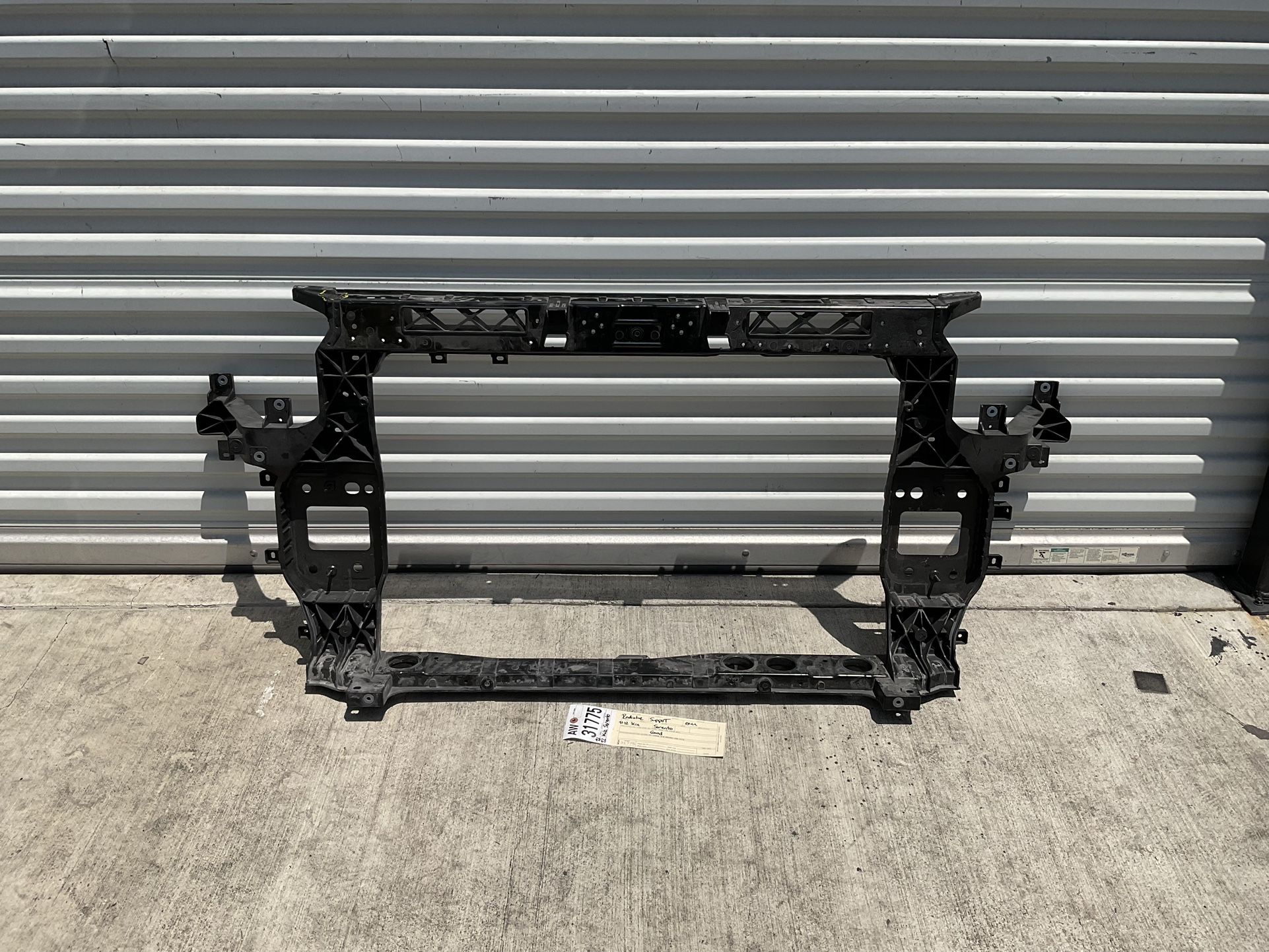 2021 2022 KIA SORENTO RADIATOR SUPPORT OEM