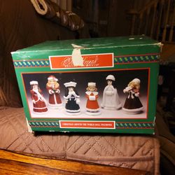 Christmas around the world doll figurines