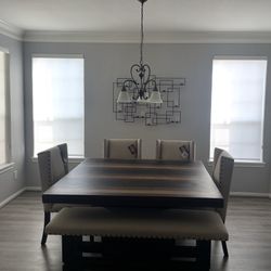 Cindy Crawford 6 Pc Dinning Table