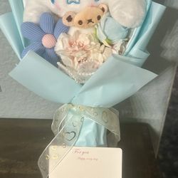 New! BEAUTIFUL BLUE/CINNAMOROLL CHARACTER BOUQUET/w, KNITTED FLOWER, POM-POM/ OVERALL CUTE GRADUATION OR B-DAY GIFT! 