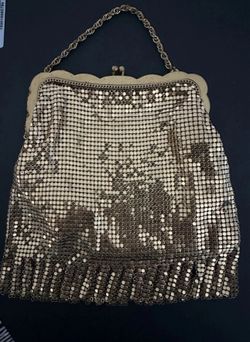 Vintage Whiting & Davis Gold metal mesh chain mail purse, MCM flapper style