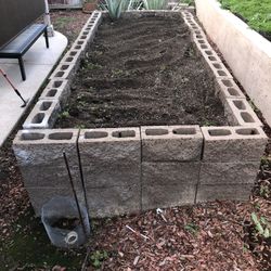 FREE Garden soil/fill dirt and Cinder blocks