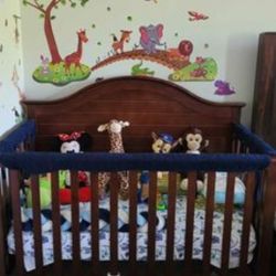 Carter's By Davinci Nolan 4-In-1 Convertible Crib