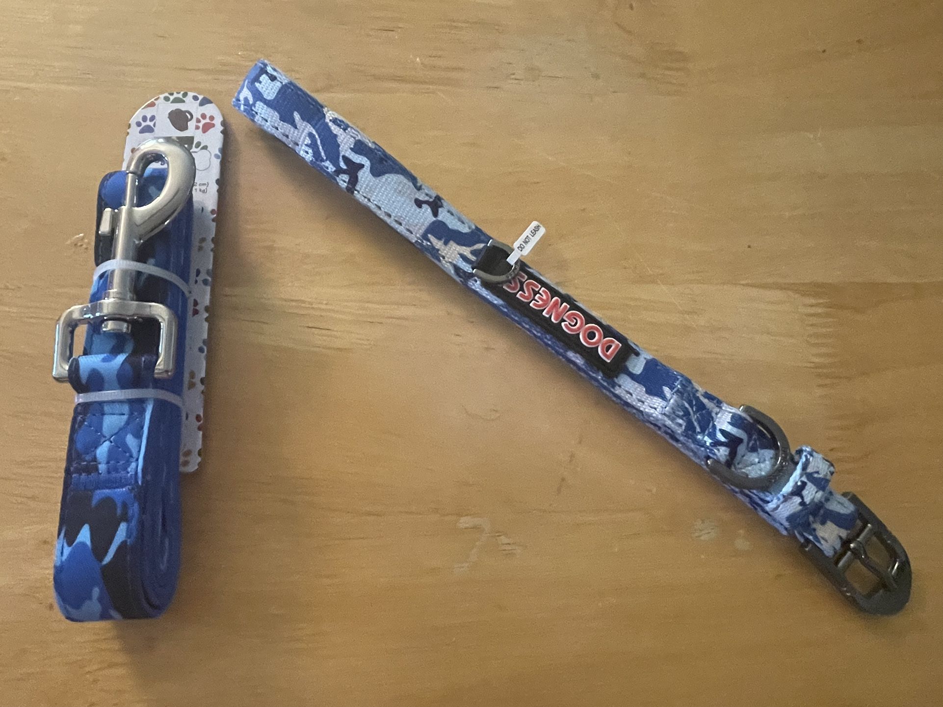 New Medium Dog Collar With Large
