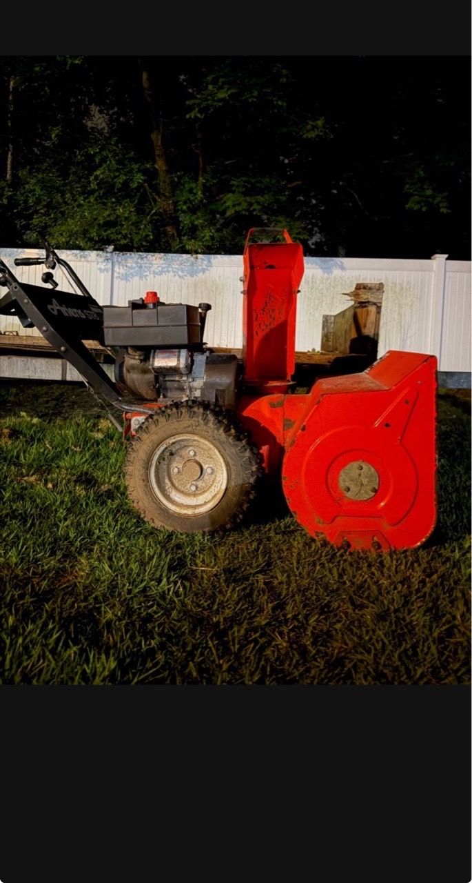 Push Up Ride HIGE ARIENS SNOWBLOWER push start for Sale in Coram, NY - OfferUp