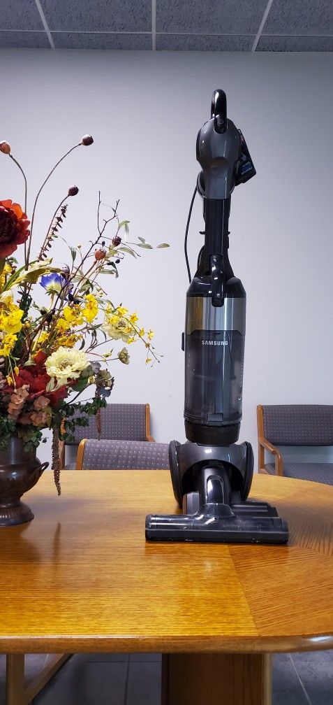 SAMSUNG CYCLONE FORCE UPRIGHT VACUUM
