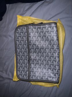Goyard bag