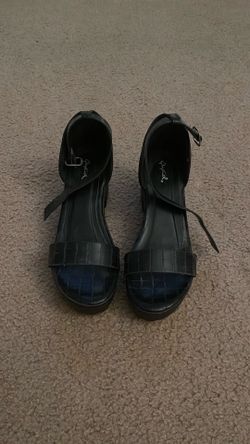 Black Sandals with Heel size 9