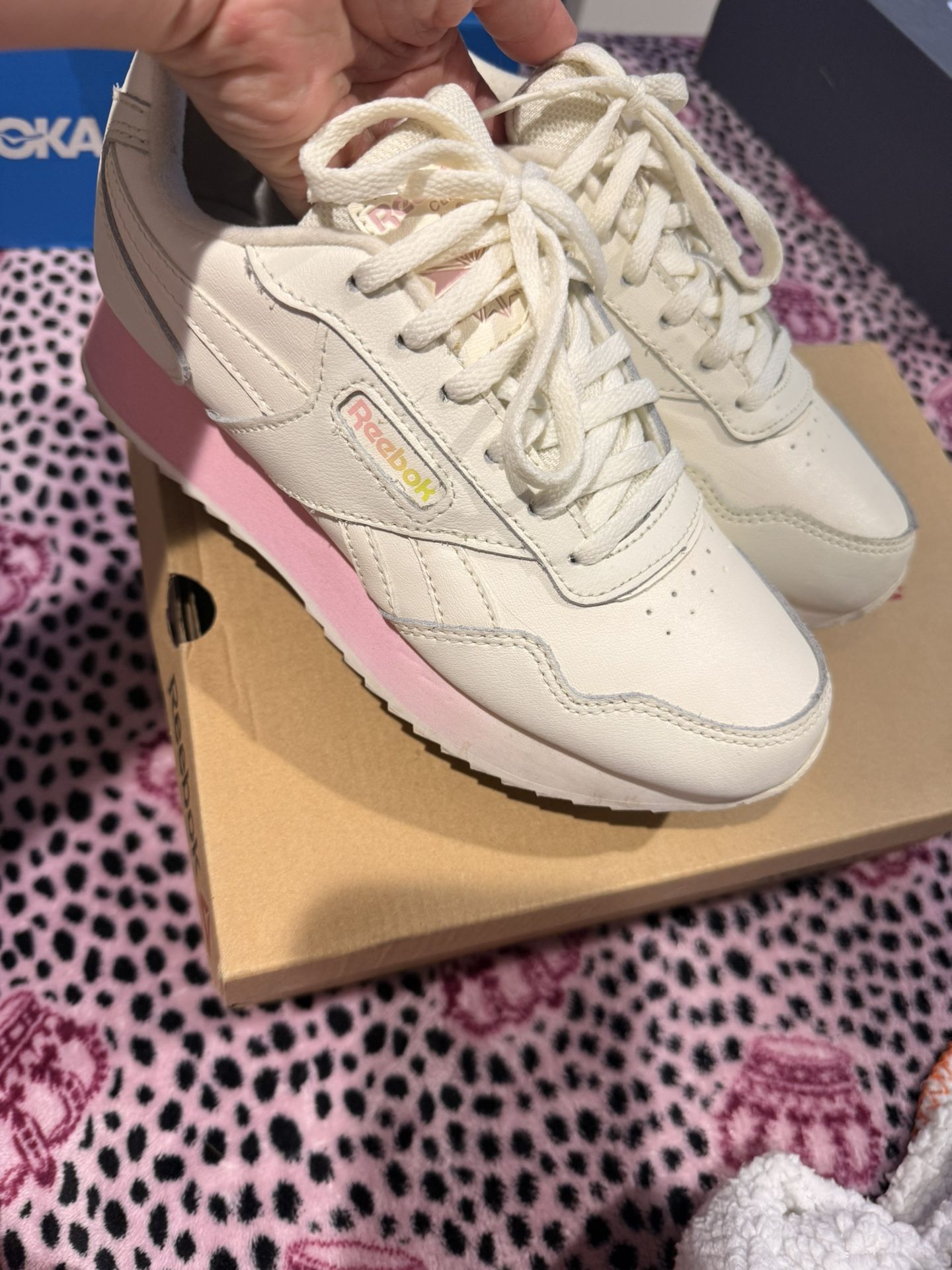 Reeboks Size 6.5 Women’s