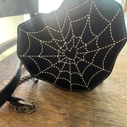 Black Spider Webb Purse 