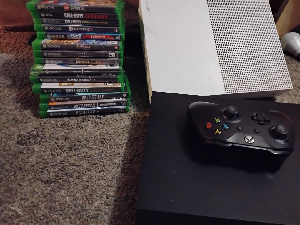 2 Xbox Xbox X And Xbox S 15 Games $400