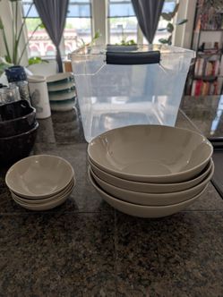 Dishes, bowls, mugs, tea plates, glasses
