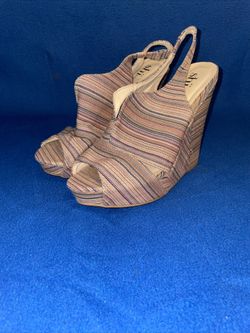 Shï by Journeys Shoes - Size 8 (Women)