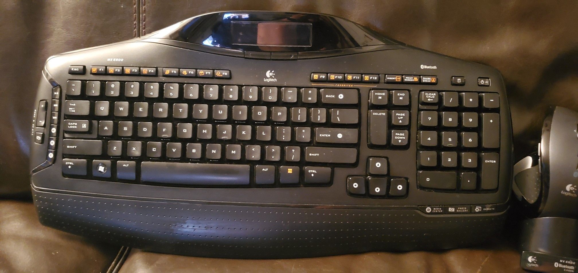Logitech mx5500 wireless keyboard and mouse