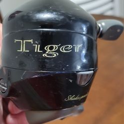 Tiger fishing  reel