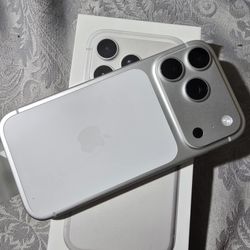 iPhone 17 Pro 256 GB Verizon Network.