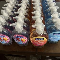 Softsoap Hand soap