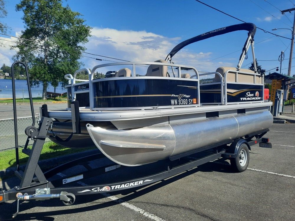 Bass Buggy XL Boat