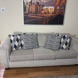 Comfortable Sofa / Couch – Great Condition