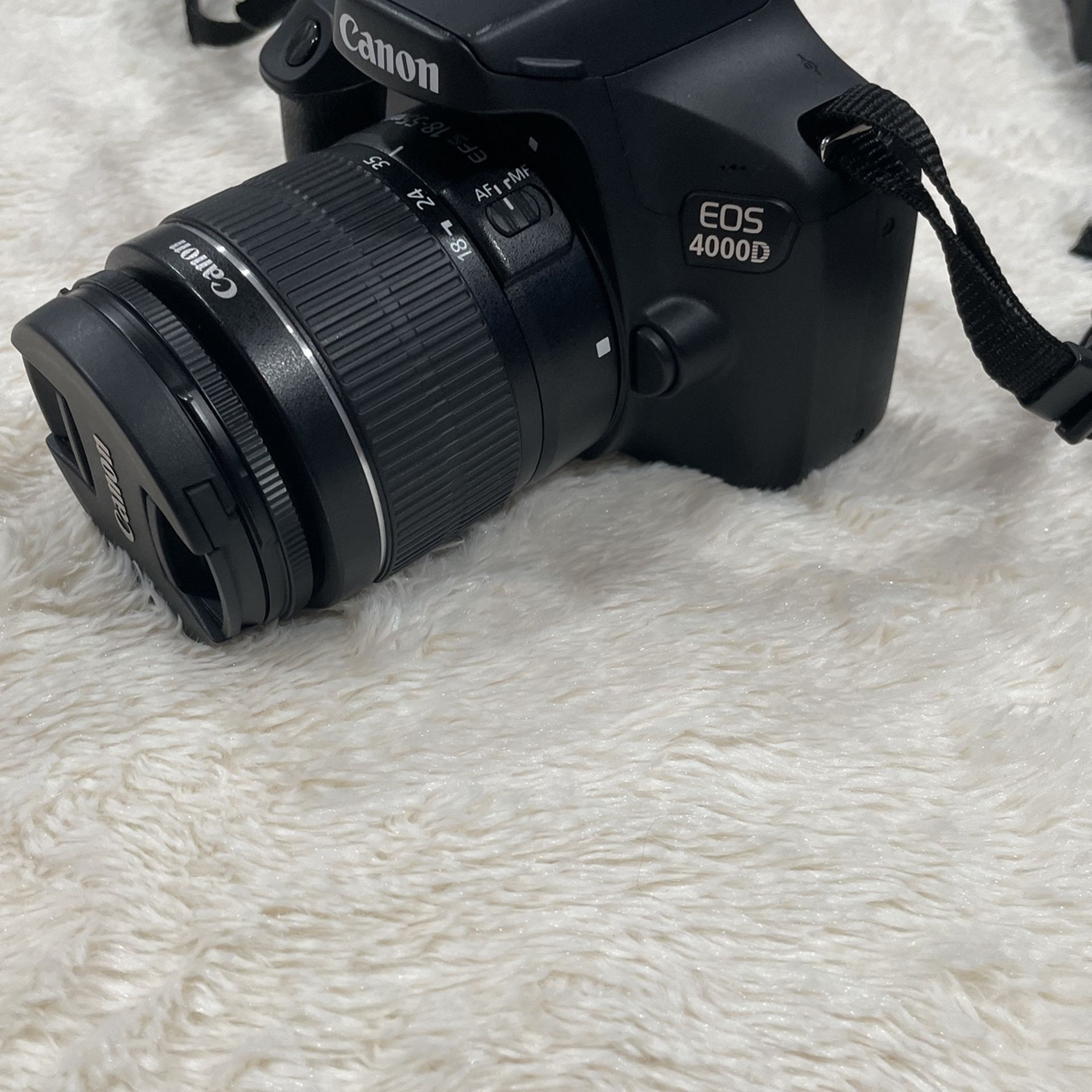 Canon EOS 4000D