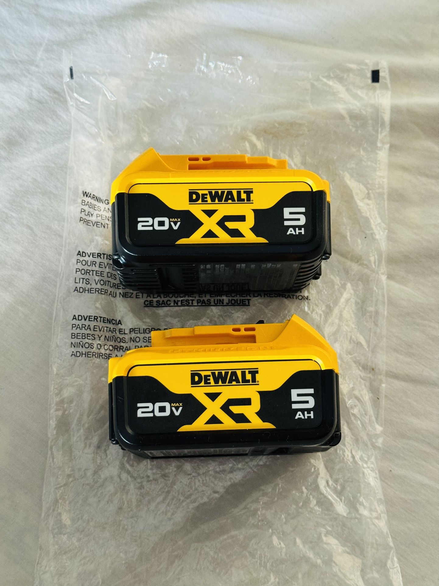Dewalt 20v Max XR Lithium-Ion 5Ah Batteries (New)