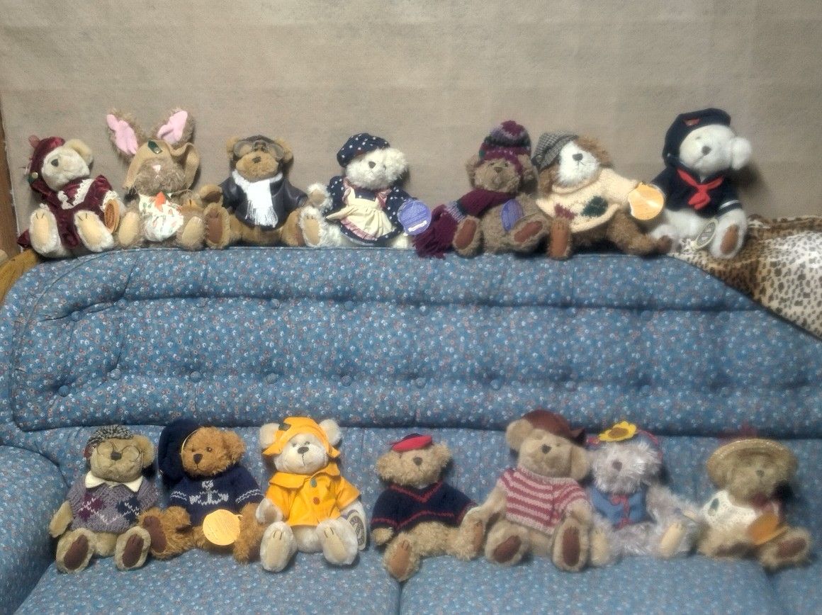 14 Brass Button Bears Collection