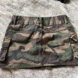 camo mini skirt