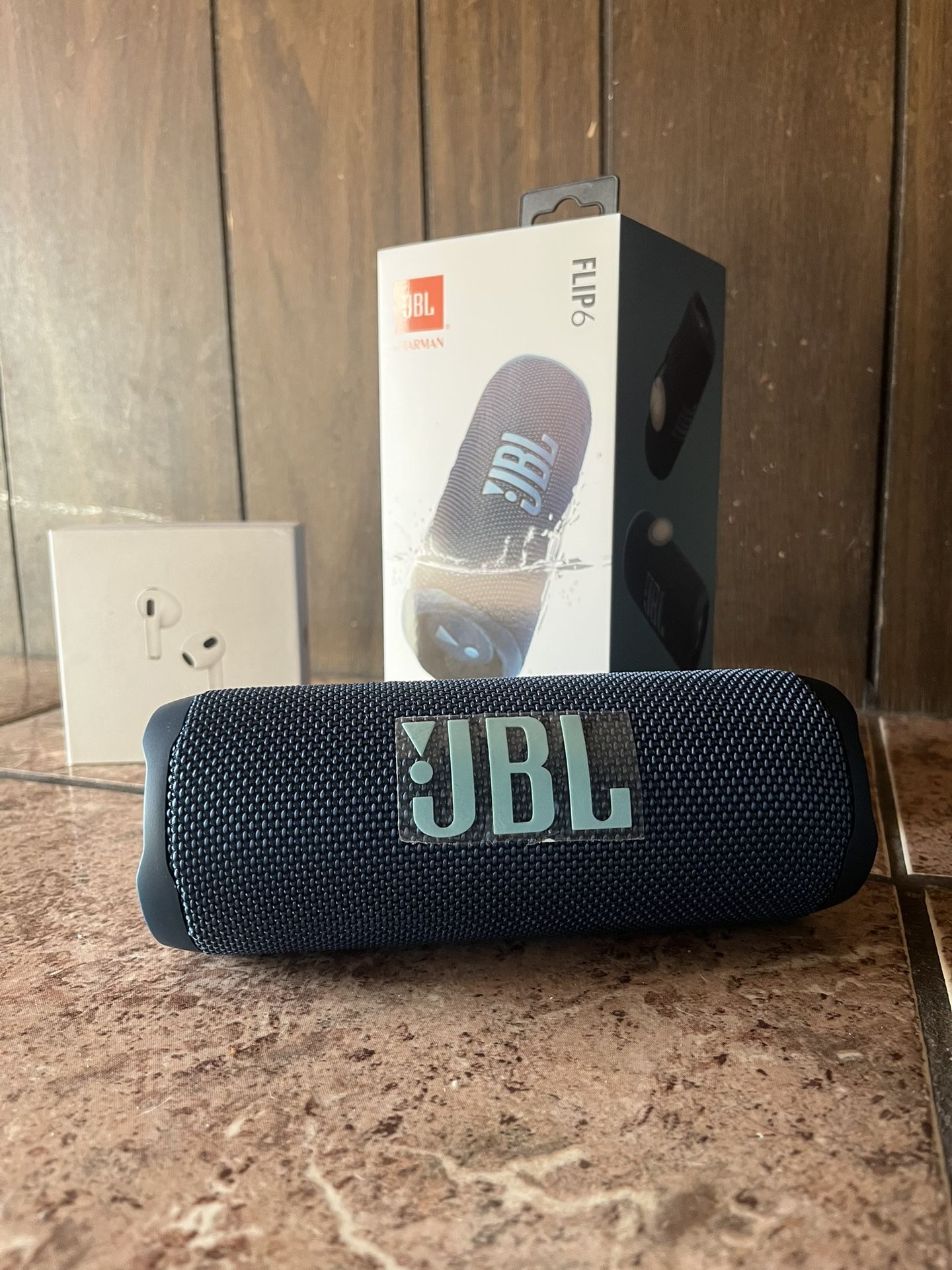Speaker & AirPods Bundle