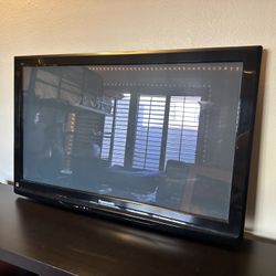 45 Inch Panasonic TV 