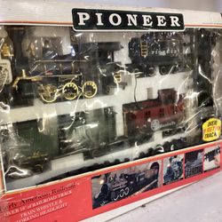 Vintage Pioneer Train Set In Box