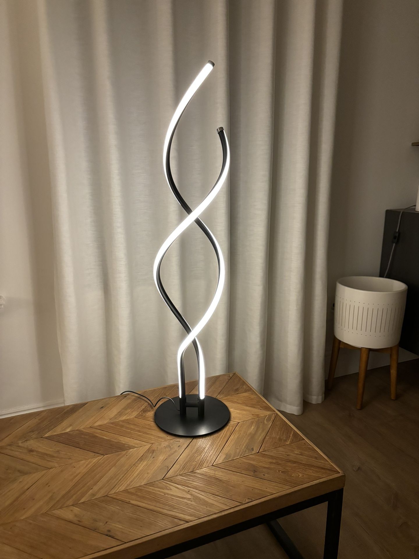 Embrace LED Floor Lamp