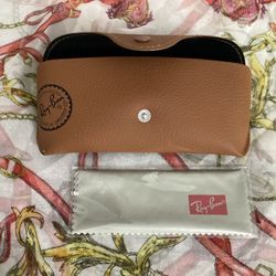 Ray Bans Glasses Leather Case And Wipe