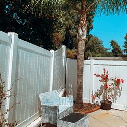Backyard Chair And Table Set