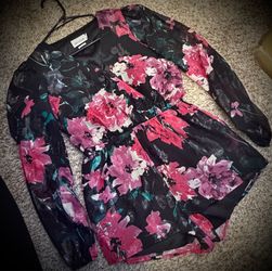 Floral Print Long Sleeve Romper - Small - NEW!!
