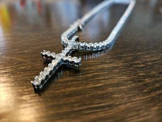 Silver tone 22 inches chain with cross cz stones $35 obo