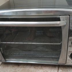 Oven Excellent Condition Works Really Well L17.W13.H11 inch