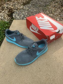 NIKE Boys Size 7 Y Armory Slate/Gamma Blue Shoes