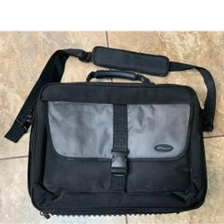 Targus Laptop Case Black CPT400