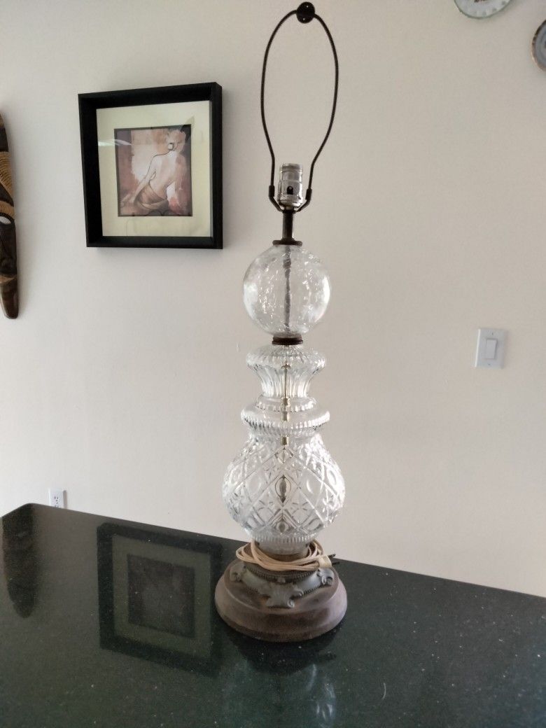 Vintage. Table Lamp. Crystal Table Lamp.