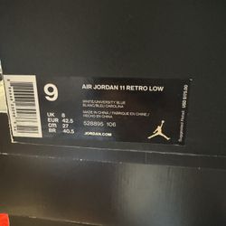 JORDAN 11 University Blue!! Sz 9(Gently Used)