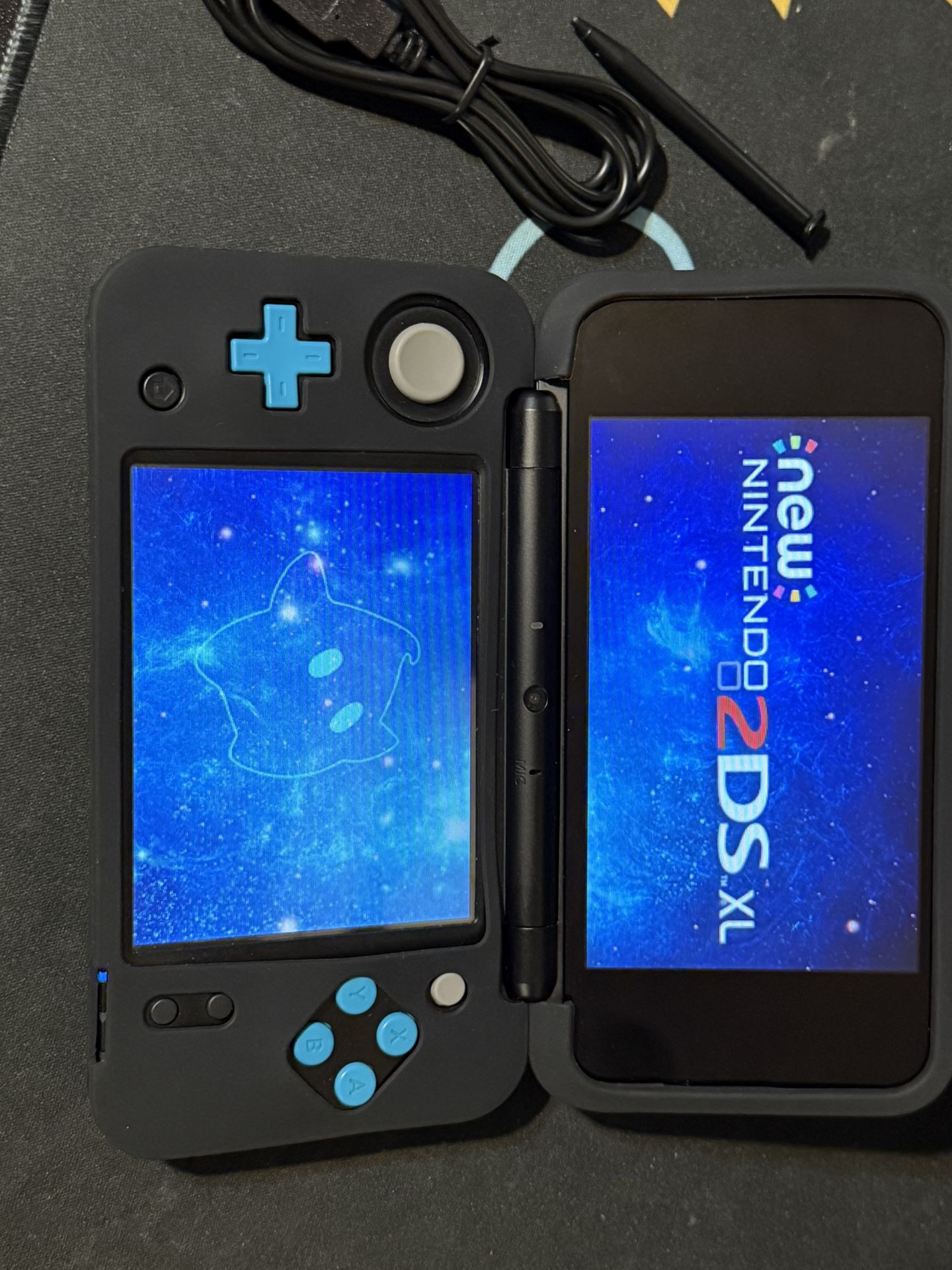 Nintendo 2DS XL