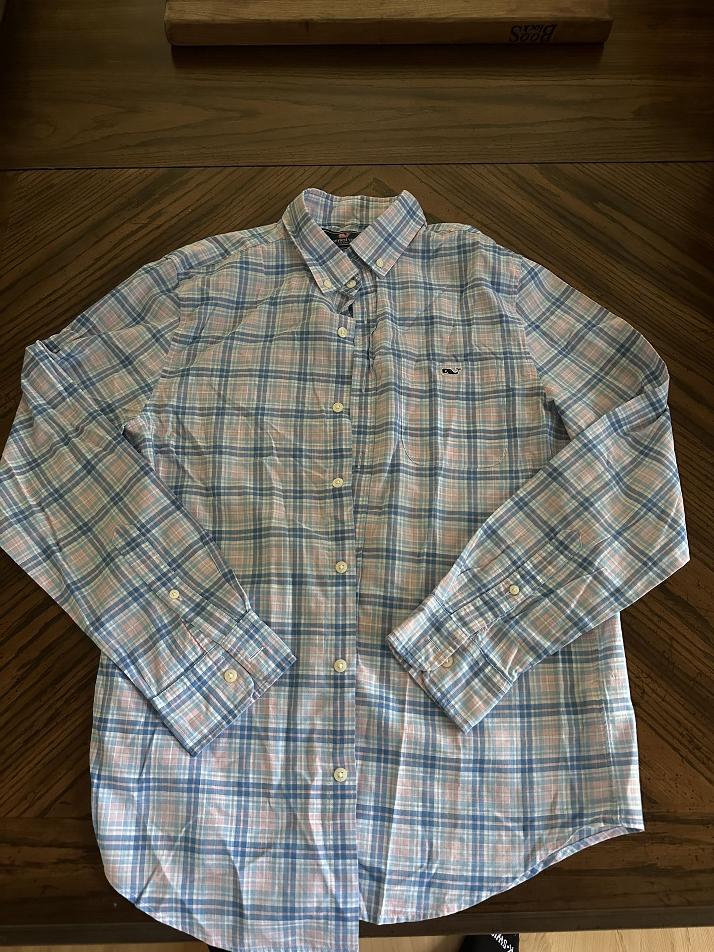 Vineyard Vines Men’s Button-up Small