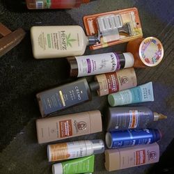 Assortment Of High End Women's And Men's Hygiene 