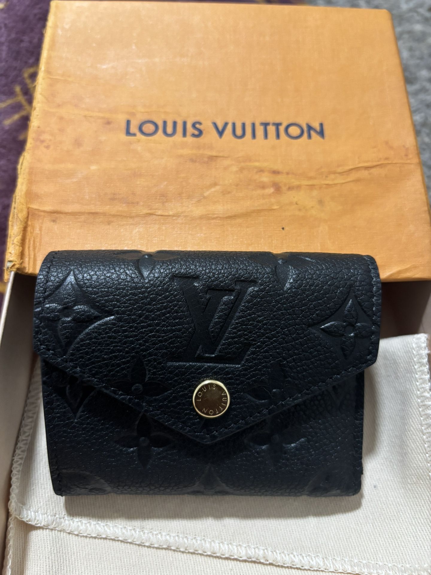 LOUIS VUITTON ZOE WALLET