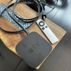Apple TV (3rd Gen) with Remote
