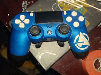 PS4 Controller