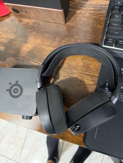Headset and mic gaming